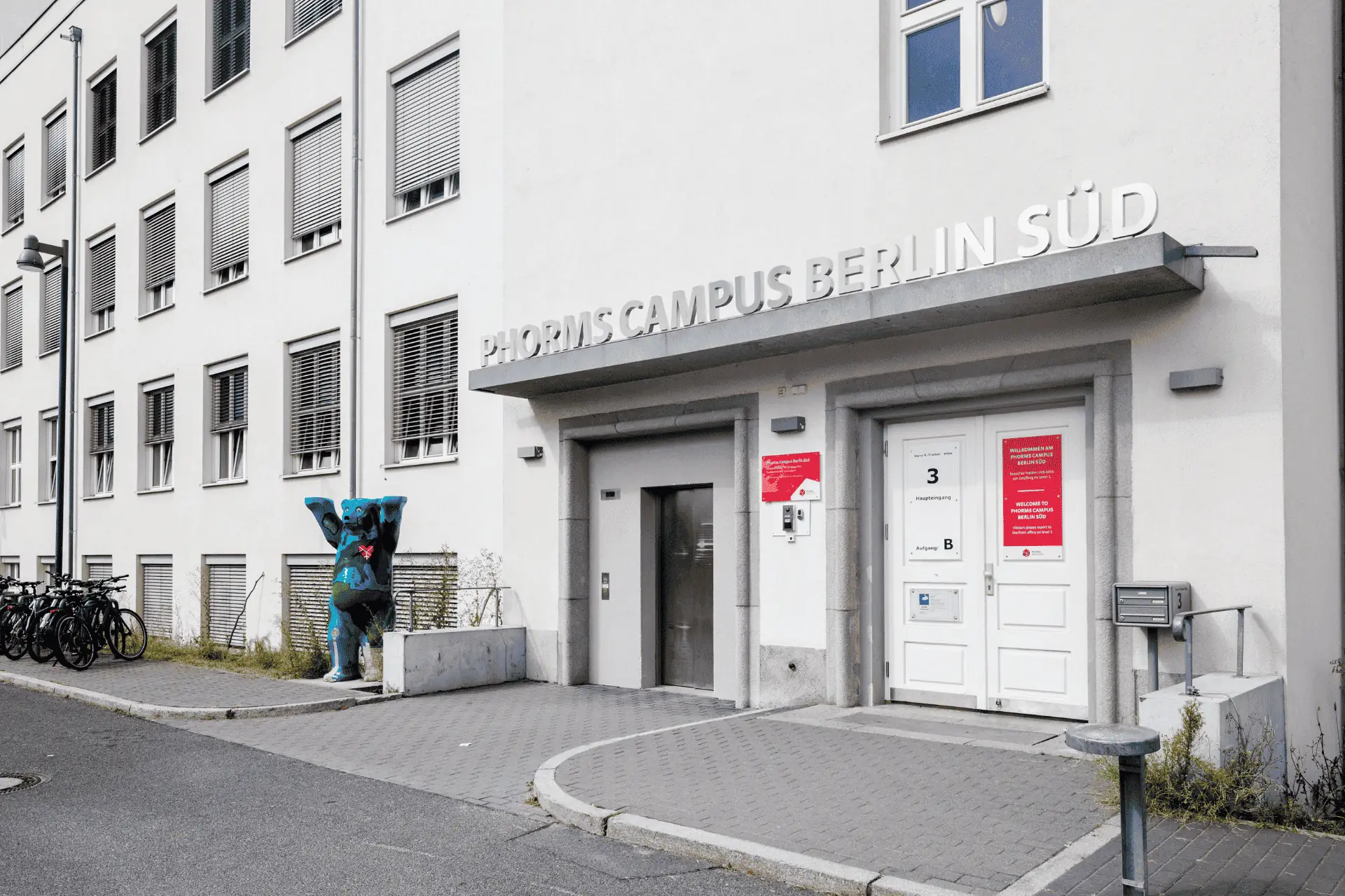 Grüne Außenanlage der Green Lofts